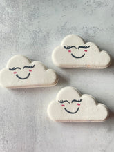 Load image into Gallery viewer, ARTISAN BATH BOMB