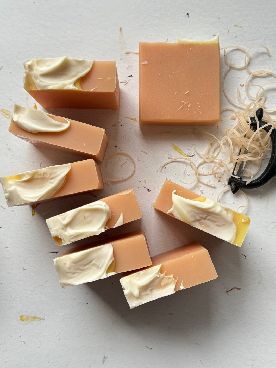 GARDENIA PEACH HANDCRAFTED SOAP